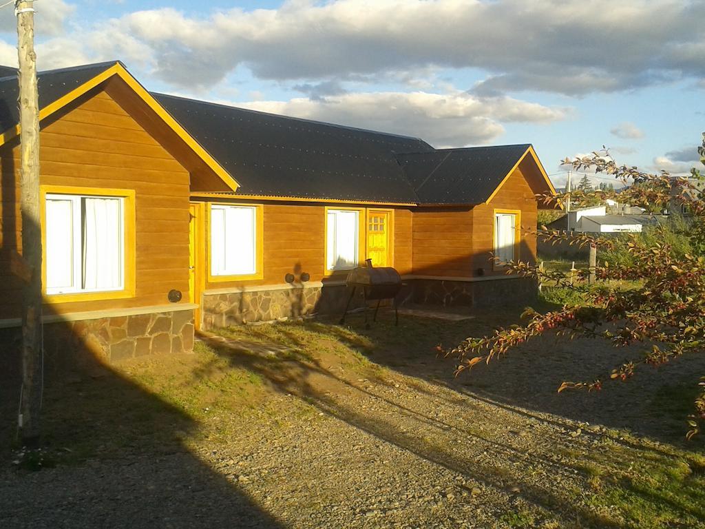 Cabanas Costa Del Percy Trevelín エクステリア 写真